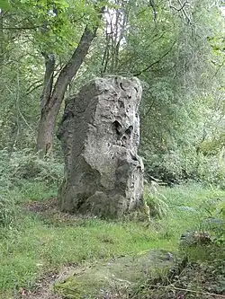 La Roche qui tourne à Velaine-sur-Sambre.