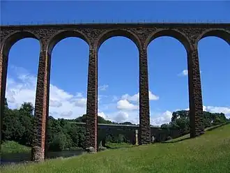 Le viaduc Leaderfoot&nbsp;(en).