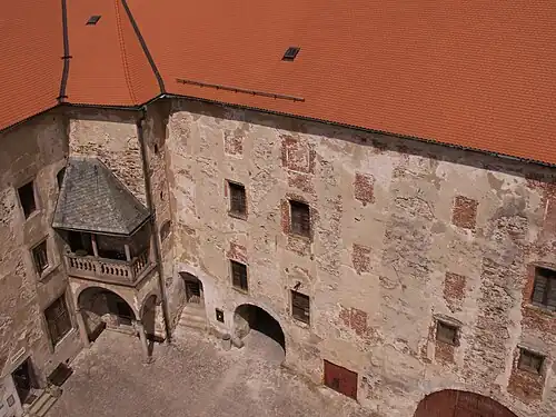Cour intérieure du château.