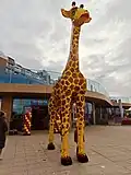Girafe de l’entrée du LEGOLAND Discovery Centre Scheveningen.