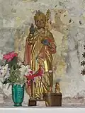 Statue de saint Nicolas dans l'église.
