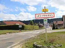 Entrée du village.