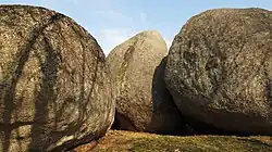 Les Pierres Jaumâtres