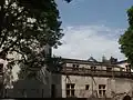 Les terrasses côté droit du château.
