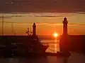 Lever de soleil sur le port du Palais