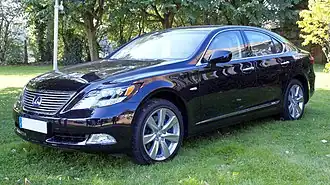 LS 600h longue.