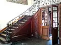 Vestibule avec escalier