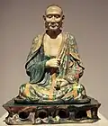 Sancai de la dynastie Liao, représentant un luohan, vers 1000 apr. J.-C.