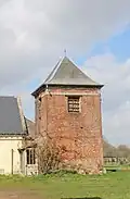 Pigeonnier.