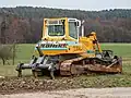 Ripper utilisable pour la décompaction du sol en profondeur avant plantation forestière ou fruitière, Bavière, 2020.