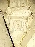 Cul-de-lampe dans l'angle nord-est.