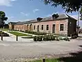 Les communs de l'ancienne abbaye.