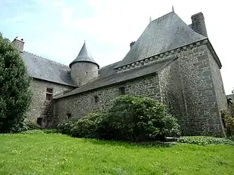 Façade arrière du manoir de Kerduel.