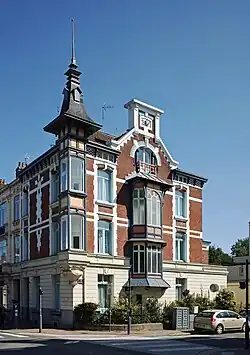 Maison à l’angle de la rue Gounod