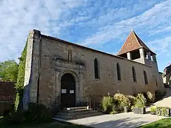 La façade sud de l'église Sainte-Catherine.