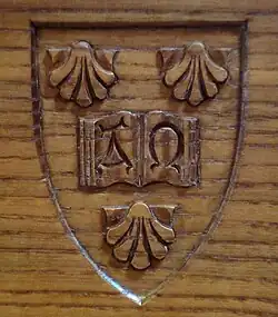 Les armes du collège sur bois de chêne