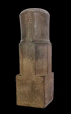 Linga. Trà Kiệu. Xe siècle. Grès.85 × 27,5 × 27,5 cm.