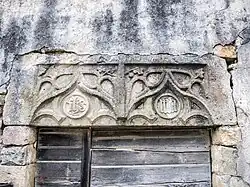Linteau ornementé