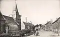 Locmalo : la rue principale du bourg en 1937.