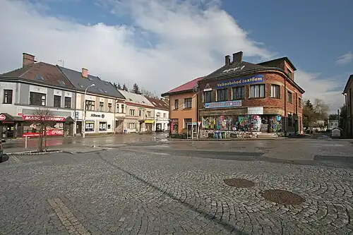 Place des Écoles.