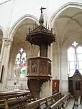 La chaire à précher.