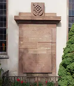Monument aux morts.
