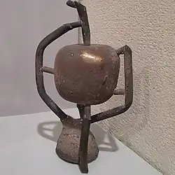 5. Exemplaire en bronze avec ses évents et ses jets encore en place.