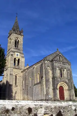 L'église Saint-Pierre (août 2011)