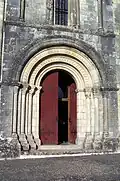 Le portail de l'église (août&nbsp;2011)