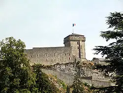 LourdesChâteau fort(43°&nbsp;05′&nbsp;48″&nbsp;N, 0°&nbsp;02′&nbsp;57″&nbsp;O)