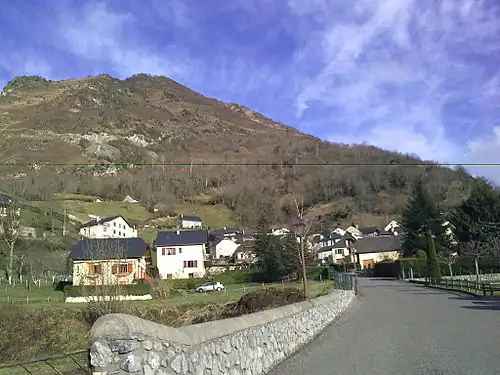 Louvie-Soubiron.