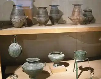 Louvre, objets villanoviens.