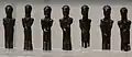 Sept figurines de pleureuses