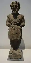Statuette de Charun. Cerveteri, nécropole de Greppe Sant'Angelo, vers 300 av. J.-C., nenfro, inv. 2013.4.402, musée national cérétain.
