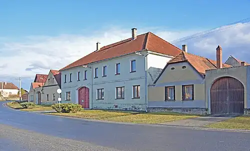 Maison à Lužice.