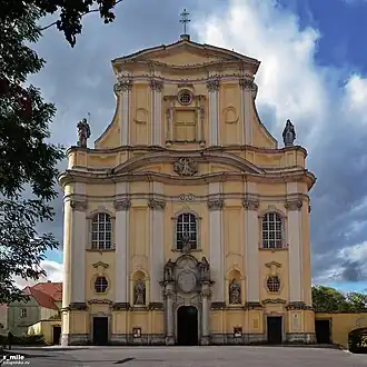 Façade