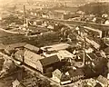 Meller Möbelfabrik (devant), Gebr. Kruse (milieu), W.Melchersmann (derrière le talus ferroviaire), 1956.