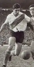 En action avec River Plate.
