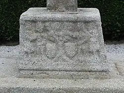 Base de la croix