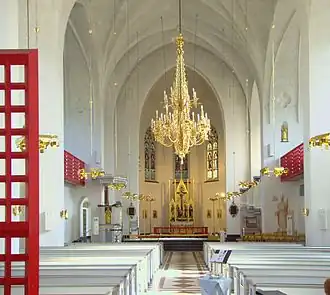 L'intérieur.