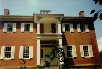 La maison Lusk.