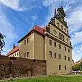 Façade est