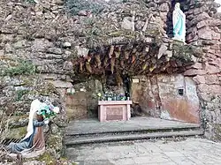 Grotte de lourdes.