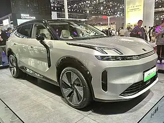 Lynk & Co 08