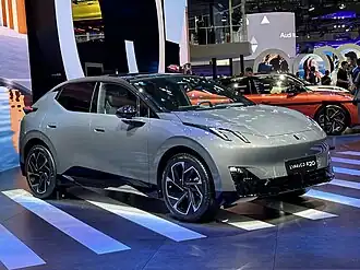 Lynk & Co Z20