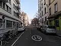 Vue vers l’est depuis le croisement avec la rue Seguin.