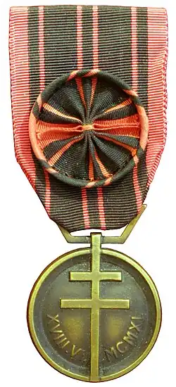 Médaille de la Résistance (avec rosette).