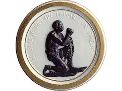 Médaillon Ne suis-je pas un homme, un frère ?, biscuit de porcelaine dure, manufacture royale de Sèvres, 1789.