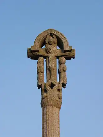 La croix du cimetière côté ouest.