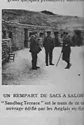 Rempart de sacs édifié par les Anglais pour défendre Salonique (1916) .